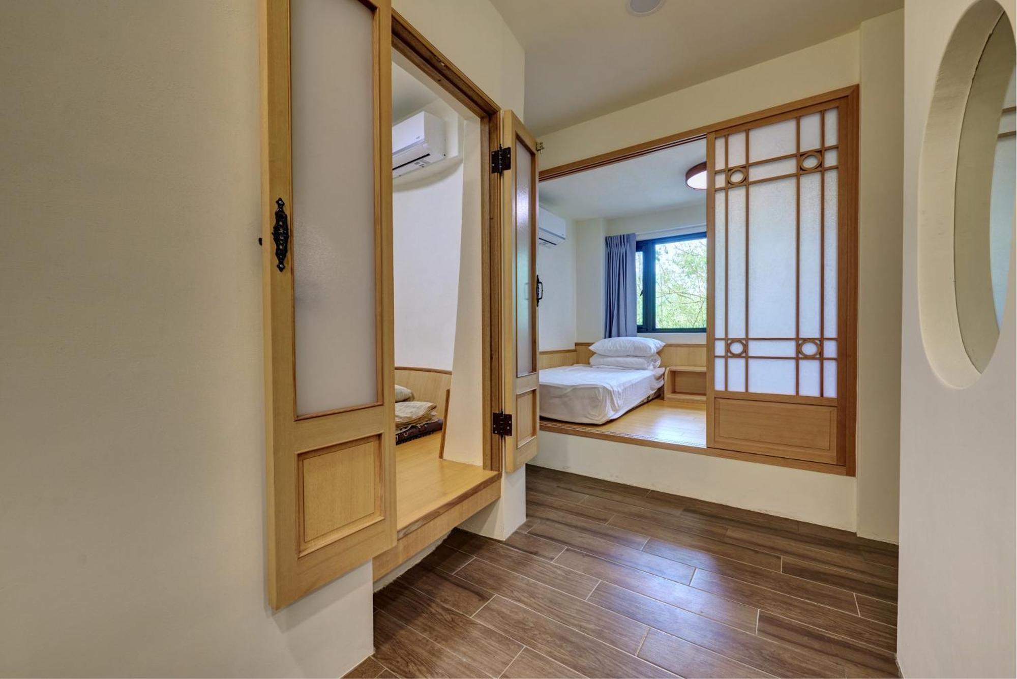 Zhou Ye Cottage Sanyi Eksteriør billede
