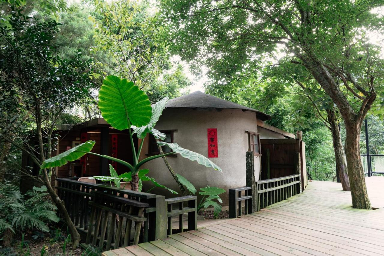 Zhou Ye Cottage Sanyi Eksteriør billede