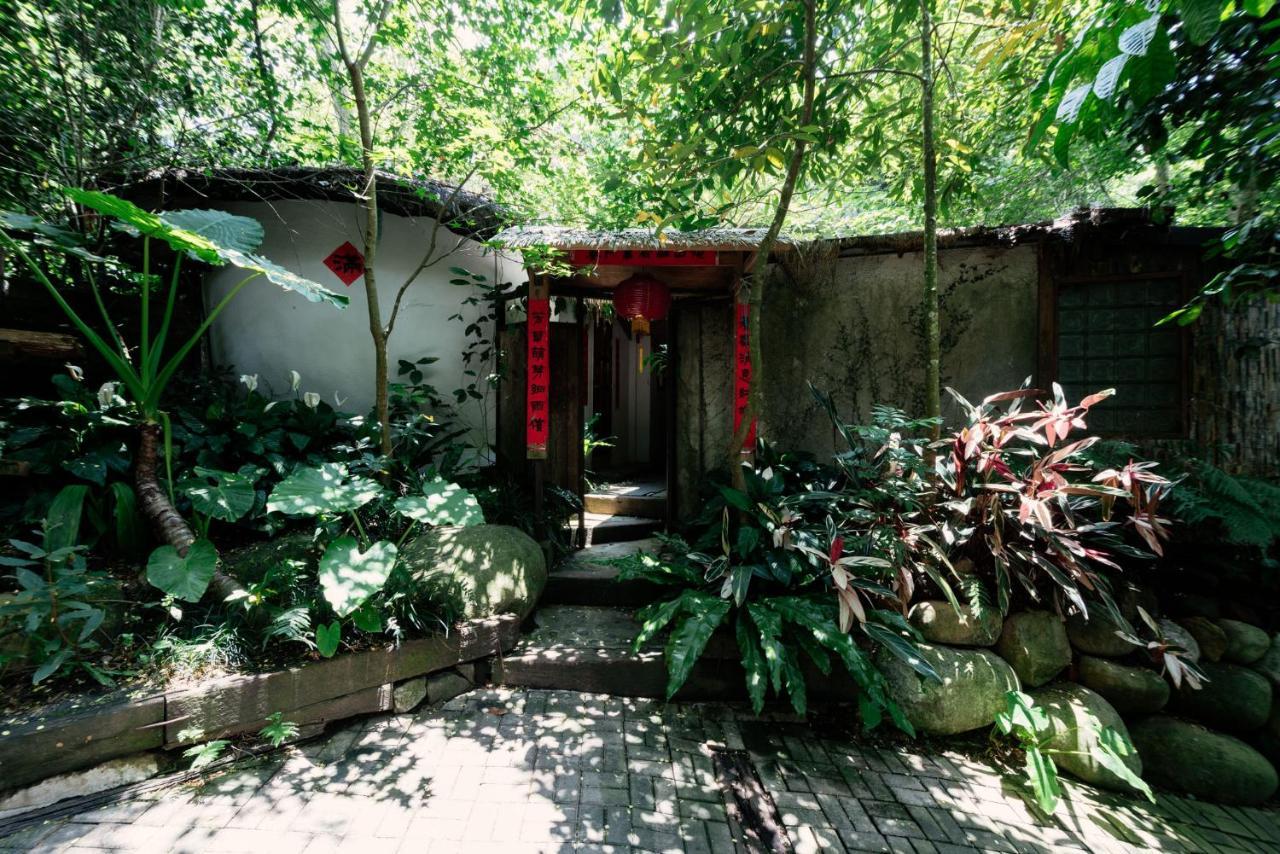 Zhou Ye Cottage Sanyi Eksteriør billede